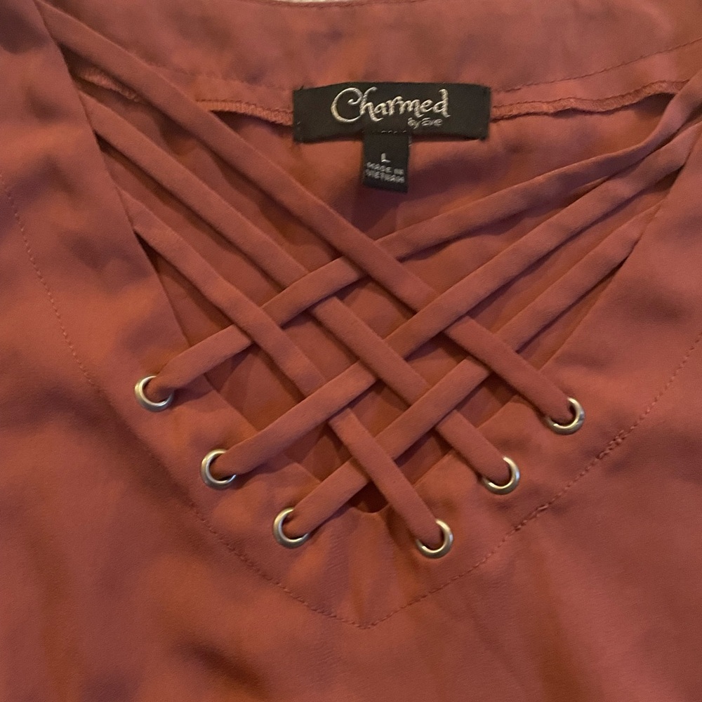 Cold Shoulder Rust Top - Picture 2 of 2